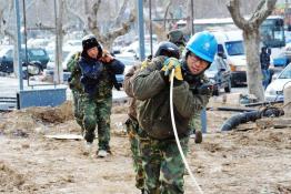 頂風冒雪，完成市中心地下變電站電纜敷設(shè)