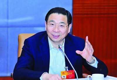 聚焦兩會(huì):以信息帶動(dòng)制造 實(shí)現(xiàn)“中國智造”