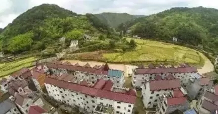 剛剛，2018中央一號文件發(fā)布，光伏扶貧助力致富