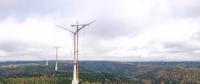 為風(fēng)力發(fā)電機(jī)加上個水泥罐，就能媲美馬斯克的100兆瓦時超級電池?!