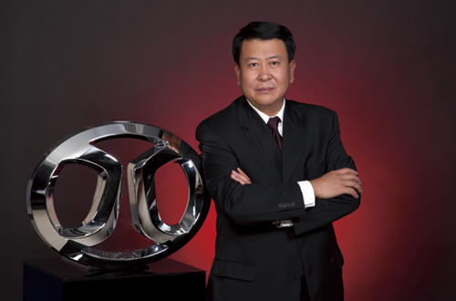  兩會代表議新能源汽車增長的“絆腳石”  推動新能源汽車產業(yè)發(fā)展