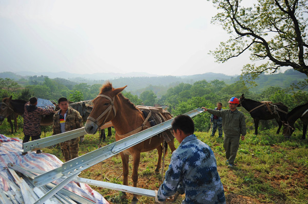 孝感供電借助“馬幫”建設(shè)風電上網(wǎng)輸電線路工程