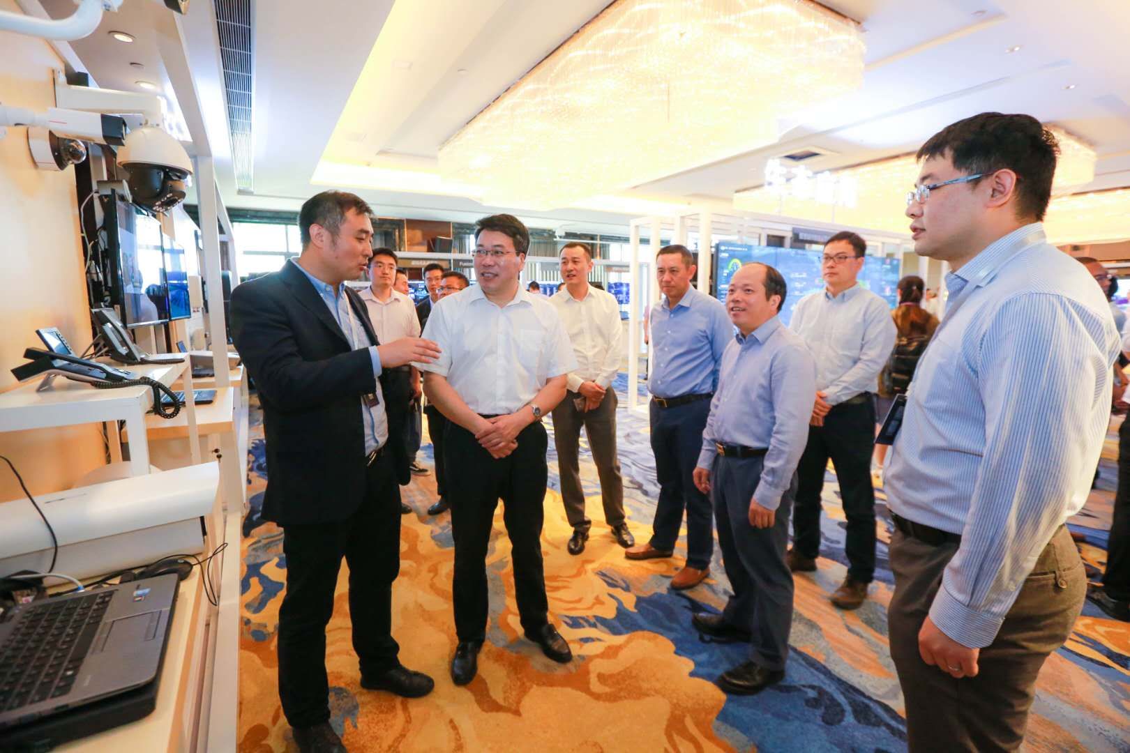 智慧城市、智慧醫(yī)療就在身邊 華為中國ICT生態(tài)之行2018帶你了解智慧鄭州