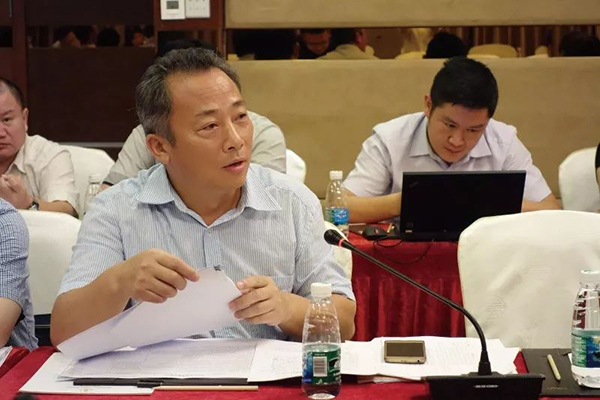 “督察利刃”喻旗：奮戰(zhàn)一線32年，自創(chuàng)斷案法、授課新生代