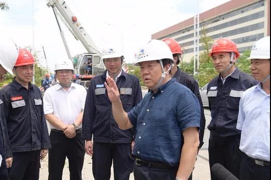 南方電網(wǎng)公司黨組書記、董事長李慶奎：“三步走”打造世界一流企業(yè)