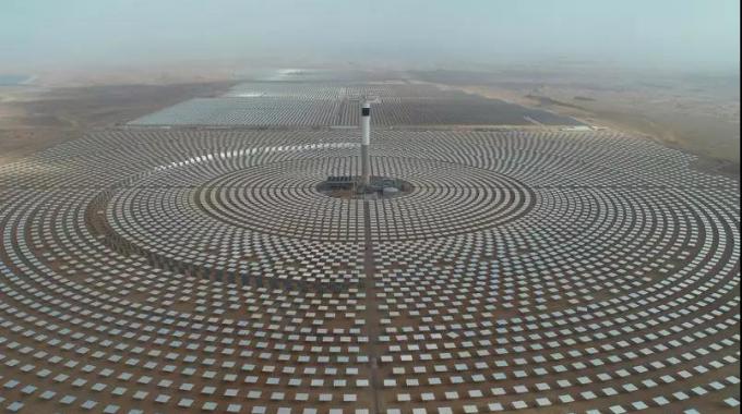 世界最大光熱電站★  摩洛哥努奧光熱電站項目★  待項目完全建成后，努奧光熱電站將為超過100萬的摩洛哥家庭提供清潔能源，還可以把富余的電能出口到歐洲。
