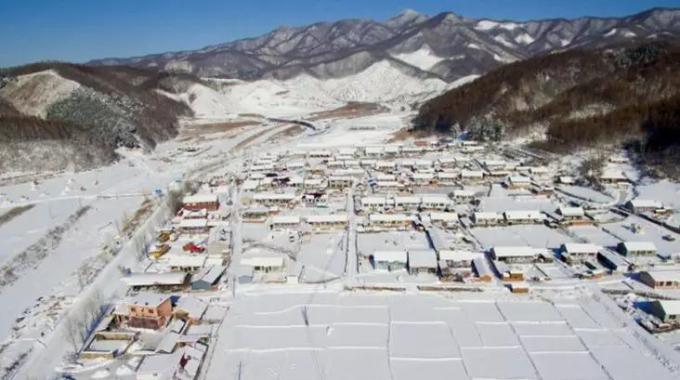 遼寧清原抽水蓄能電站（在建）  遼寧清原抽水蓄能電站是目前國內(nèi)抽水蓄能行業(yè)第一大EPC項目，被列入新一輪東北振興139個重點項目。