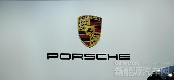 上海進(jìn)博會(huì)汽車(chē)科技前瞻：德系、美系、日韓同臺(tái)競(jìng)技
